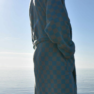 BATHROBE